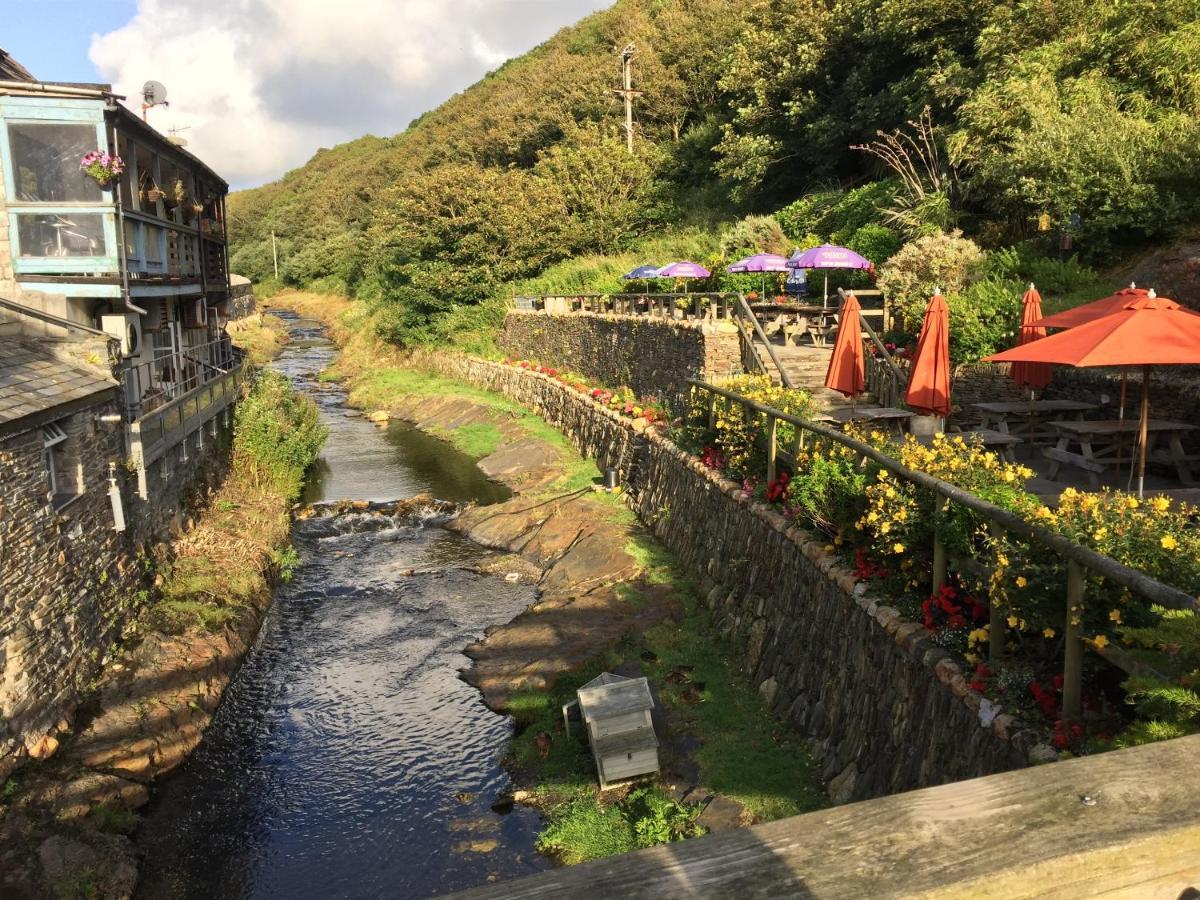 The Riverside Boscastle Bagian luar foto