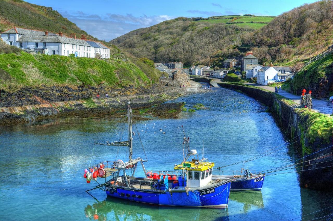The Riverside Boscastle Bagian luar foto
